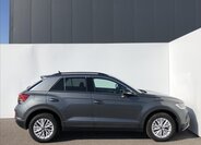 Volkswagen T-Roc 10