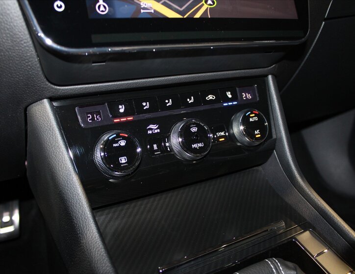 Škoda Superb Liftback 1,4 l 160 kw