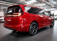 Chrysler Pacifica MPV 3,6 l 221 kw