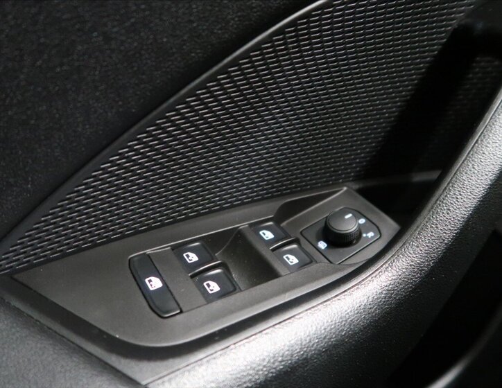 Škoda Octavia Liftback 2,0 l 85 kw