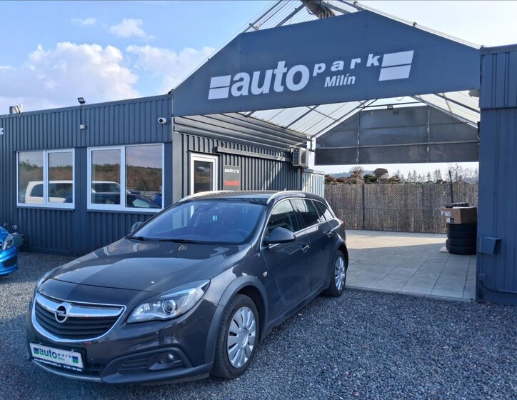 Opel Insignia Kombi 2,0 l 120 kw