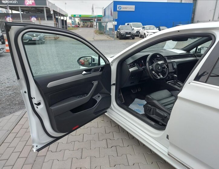 Volkswagen Passat 11