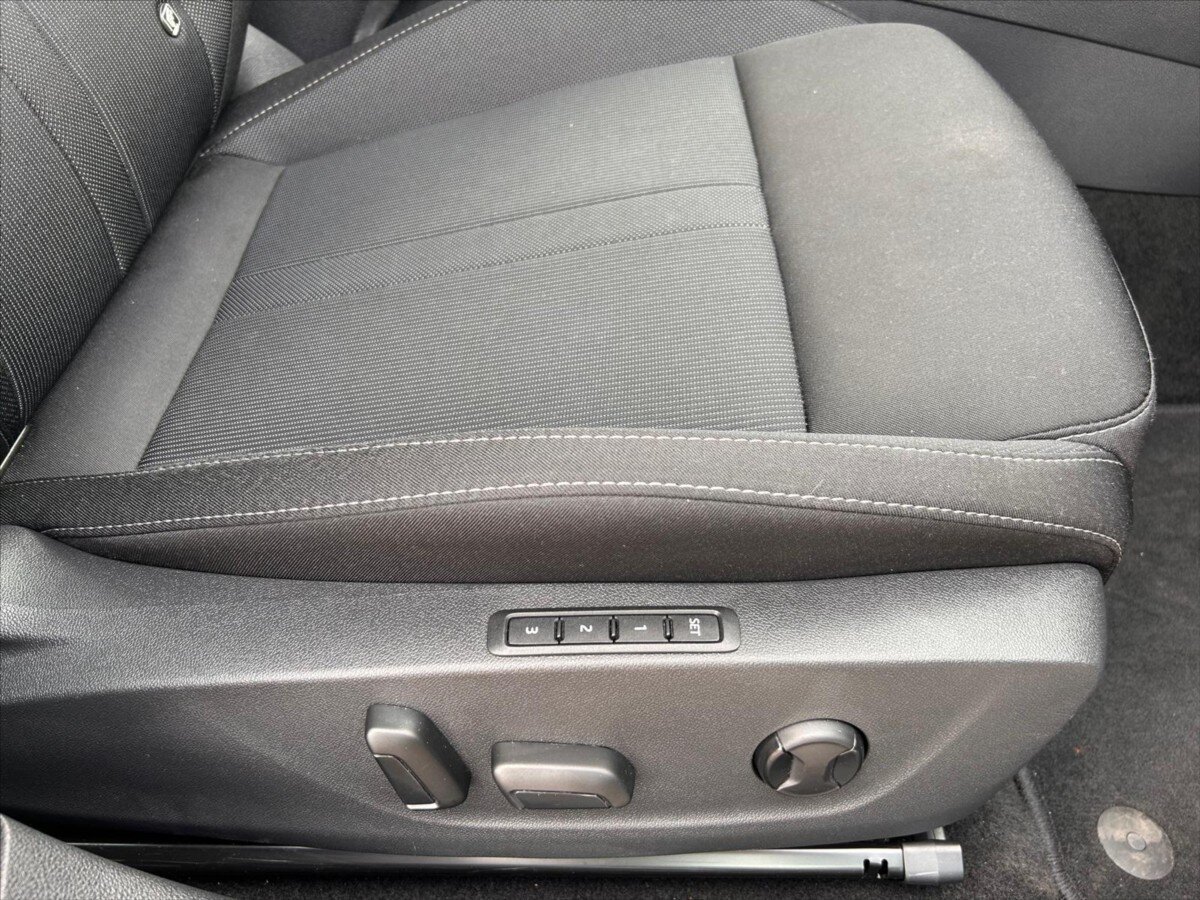 Škoda Octavia Kombi 2,0 l 85 kw