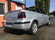 Volkswagen Golf 32