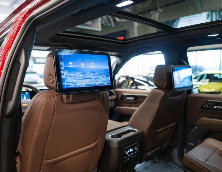 Chevrolet Suburban SUV / Terénní 6,2 l 313 kw