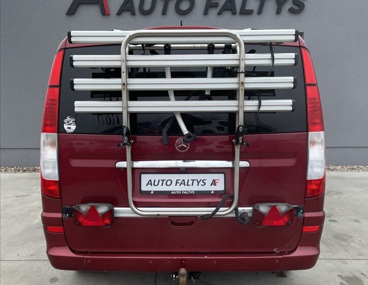 Mercedes-Benz Viano 4