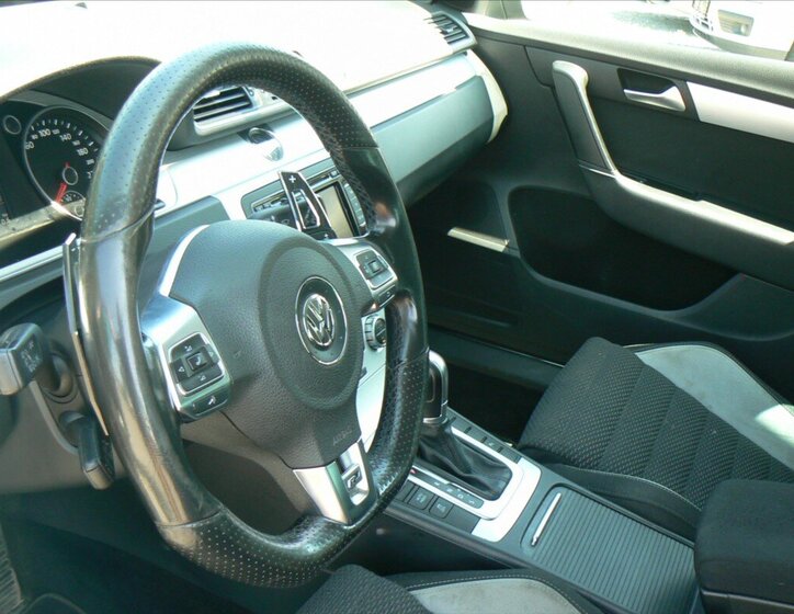 Volkswagen Passat Kombi 2,0 l 155 kw