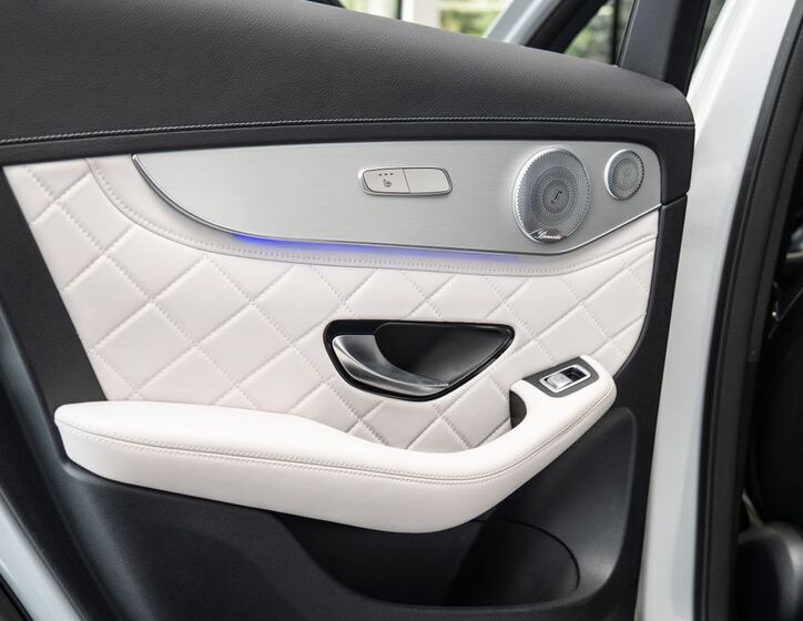 Mercedes-Benz GLC 12