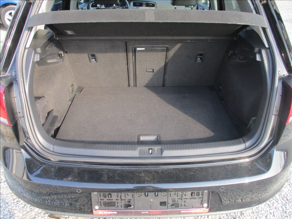 Volkswagen Golf Hatchback 1,2 l 77 kw