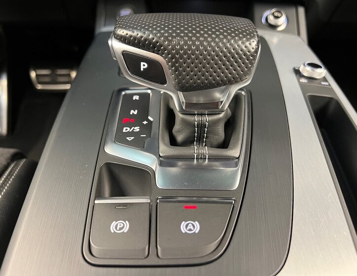 Audi Q5 SUV 3,0 l 210 kw