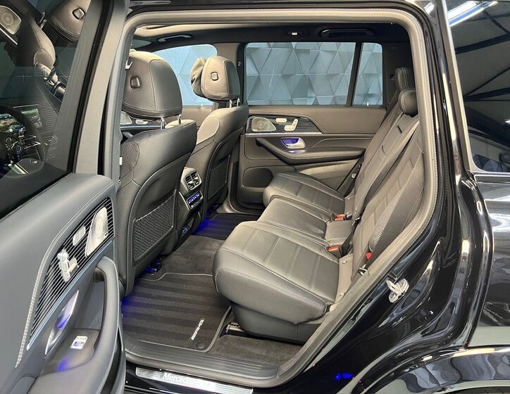 Mercedes-Benz GLS 11