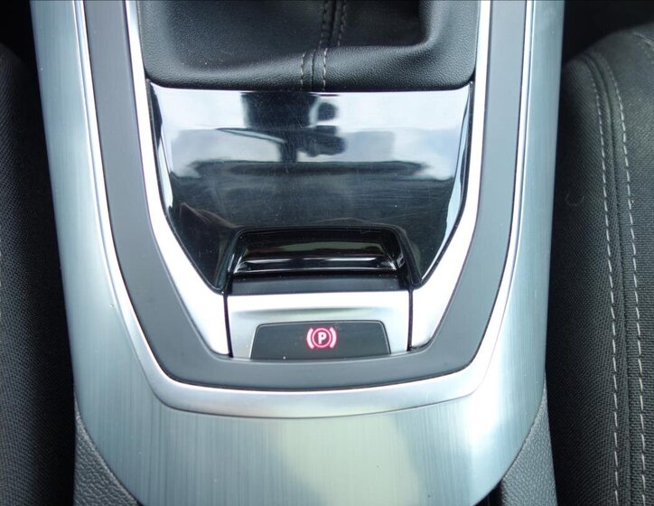 Peugeot 308 Kombi 1,6 l 88 kw
