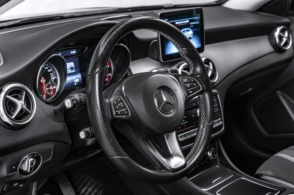 Mercedes-Benz GLA SUV 2,1 l 100 kw