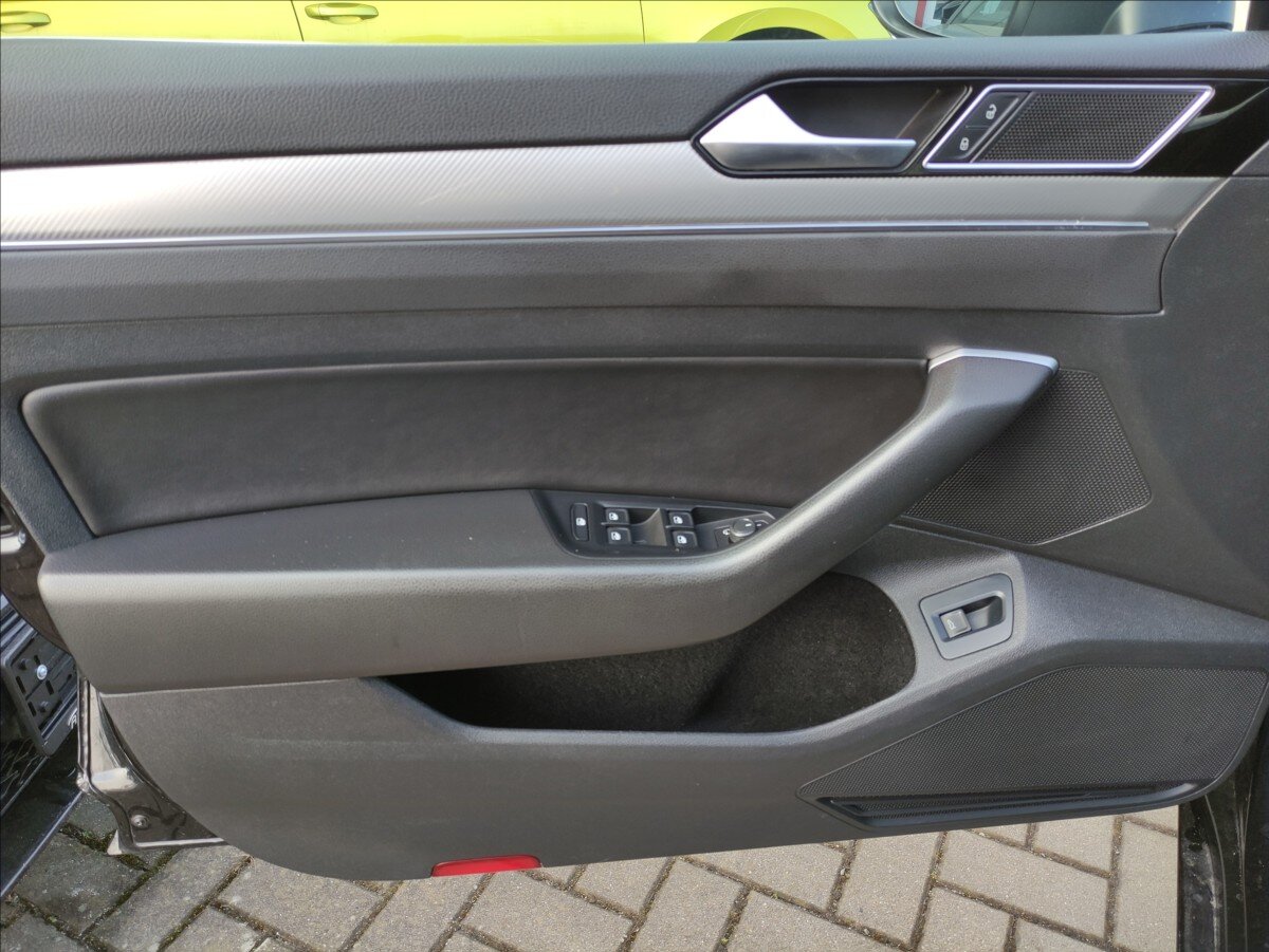 Volkswagen Arteon Liftback 2,0 l 140 kw