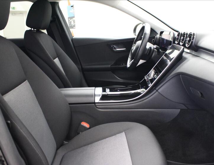 Mercedes-Benz Třídy C 12