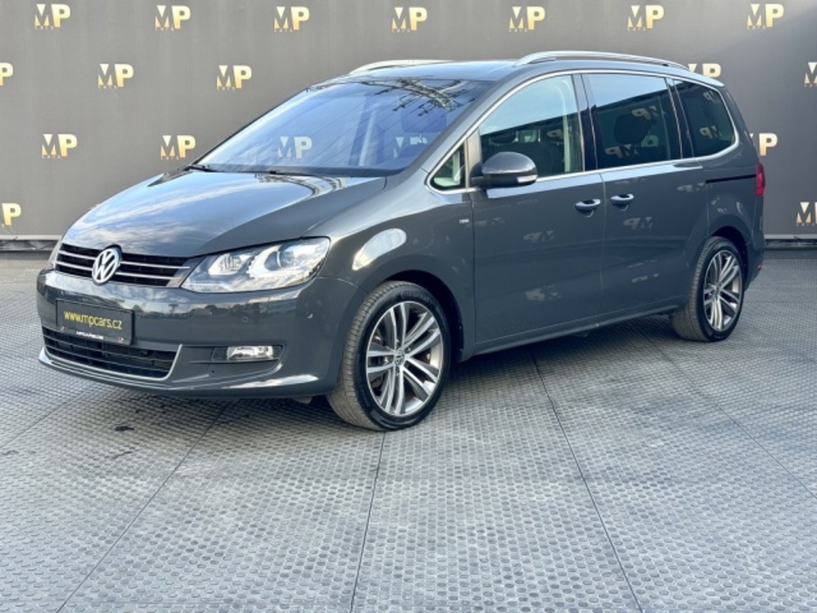 Volkswagen Sharan 1
