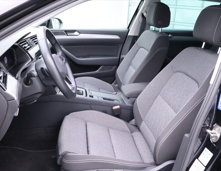 Volkswagen Passat Kombi 2,0 l 110 kw