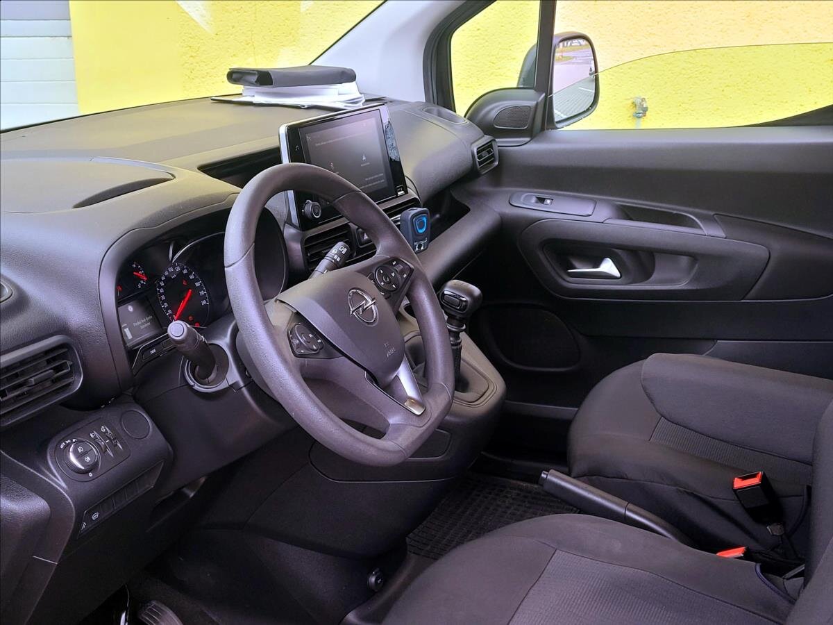 Opel Combo MPV 1,2 l 81 kw