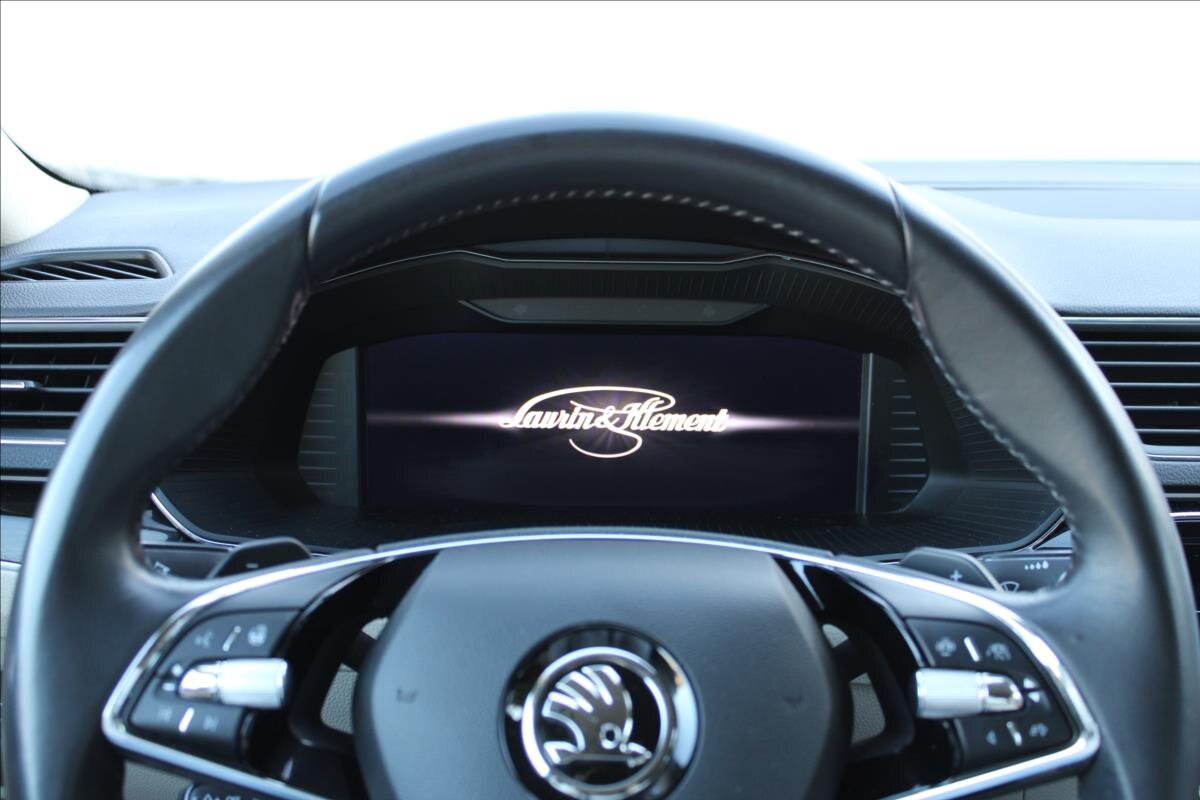 Škoda Superb Sedan / Limuzína 2,0 l 147 kw