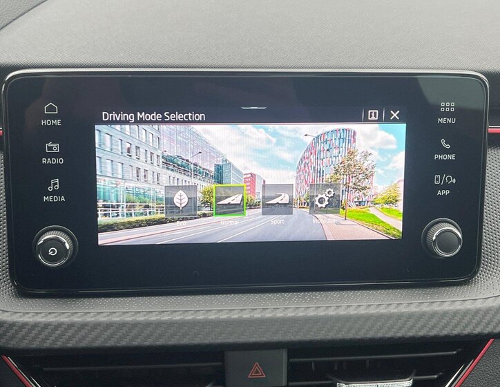 Škoda Kamiq Hatchback 1,5 l 110 kw