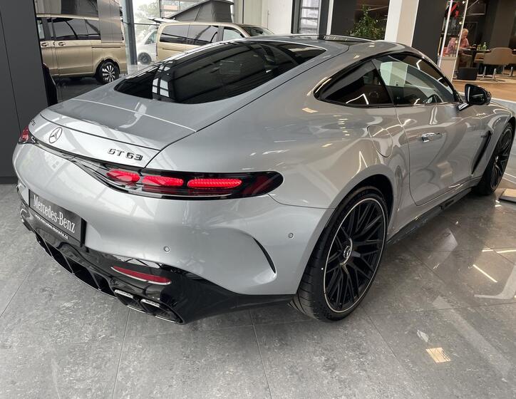 Mercedes-Benz AMG GT 3