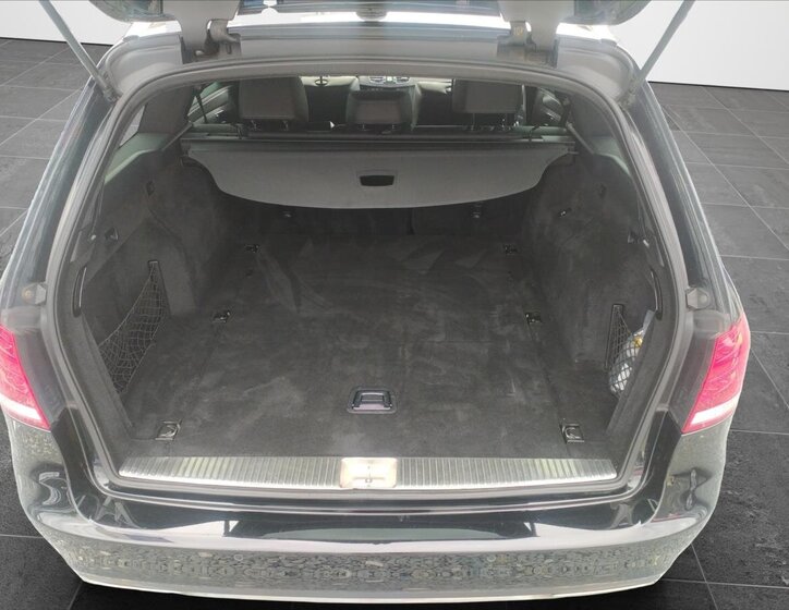 Mercedes-Benz Třídy E Kombi 2,0 l 155 kw