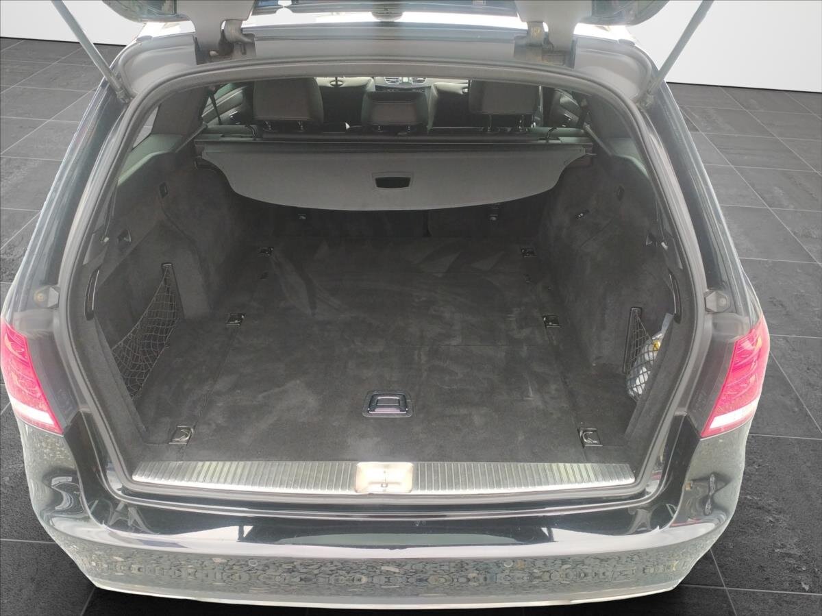 Mercedes-Benz Třídy E Kombi 2,0 l 155 kw