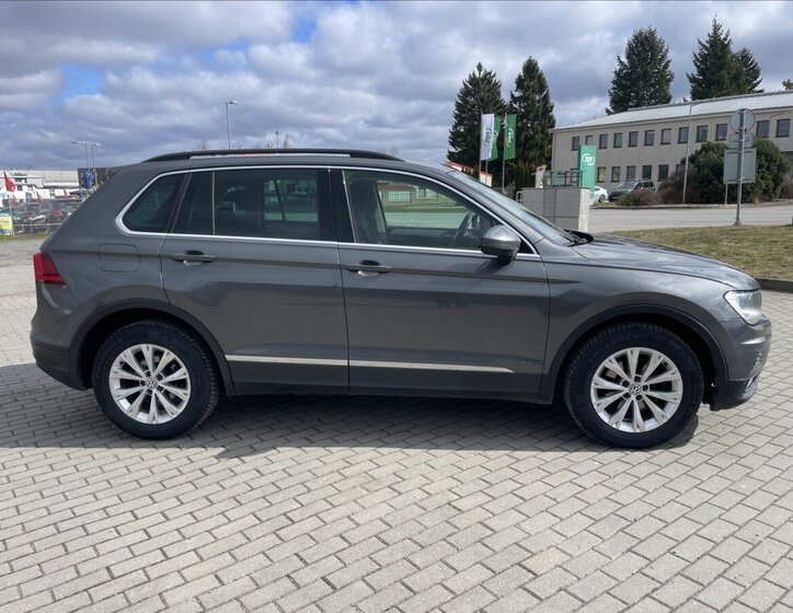 Volkswagen Tiguan SUV / Terénní 2,0 l 110 kw