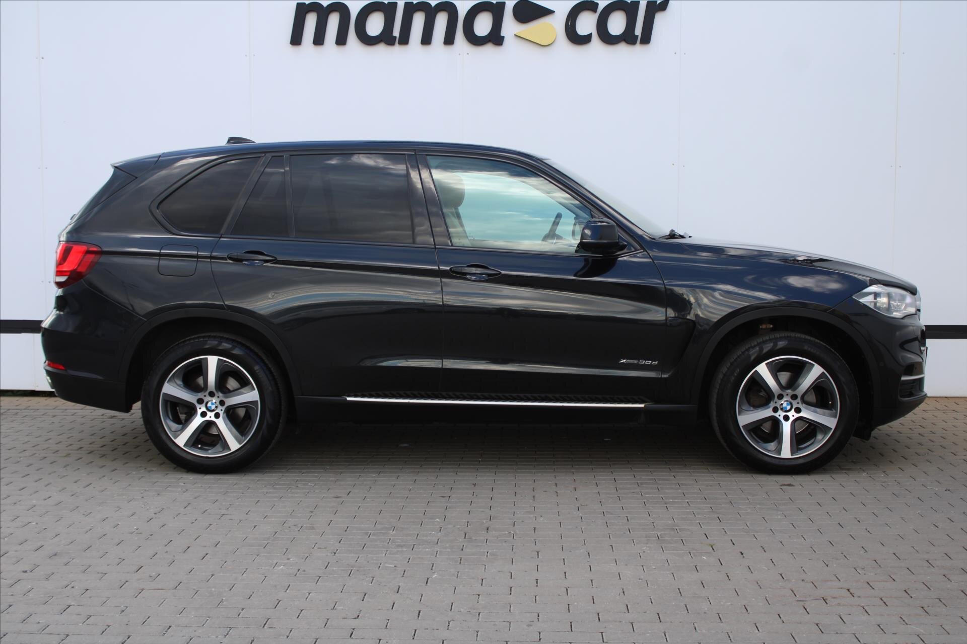 BMW X5 SUV / Terénní 3,0 l 190 kw