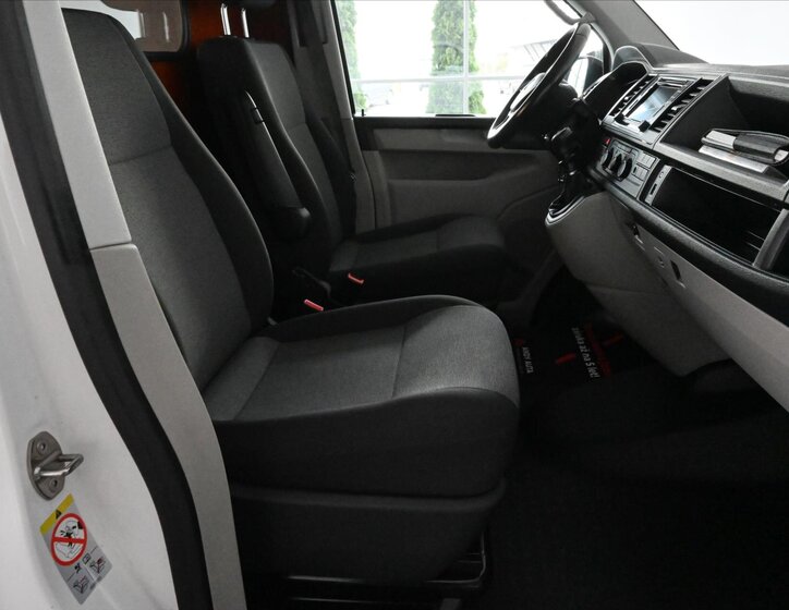 Volkswagen Transporter Skříň 2,0 l 84 kw