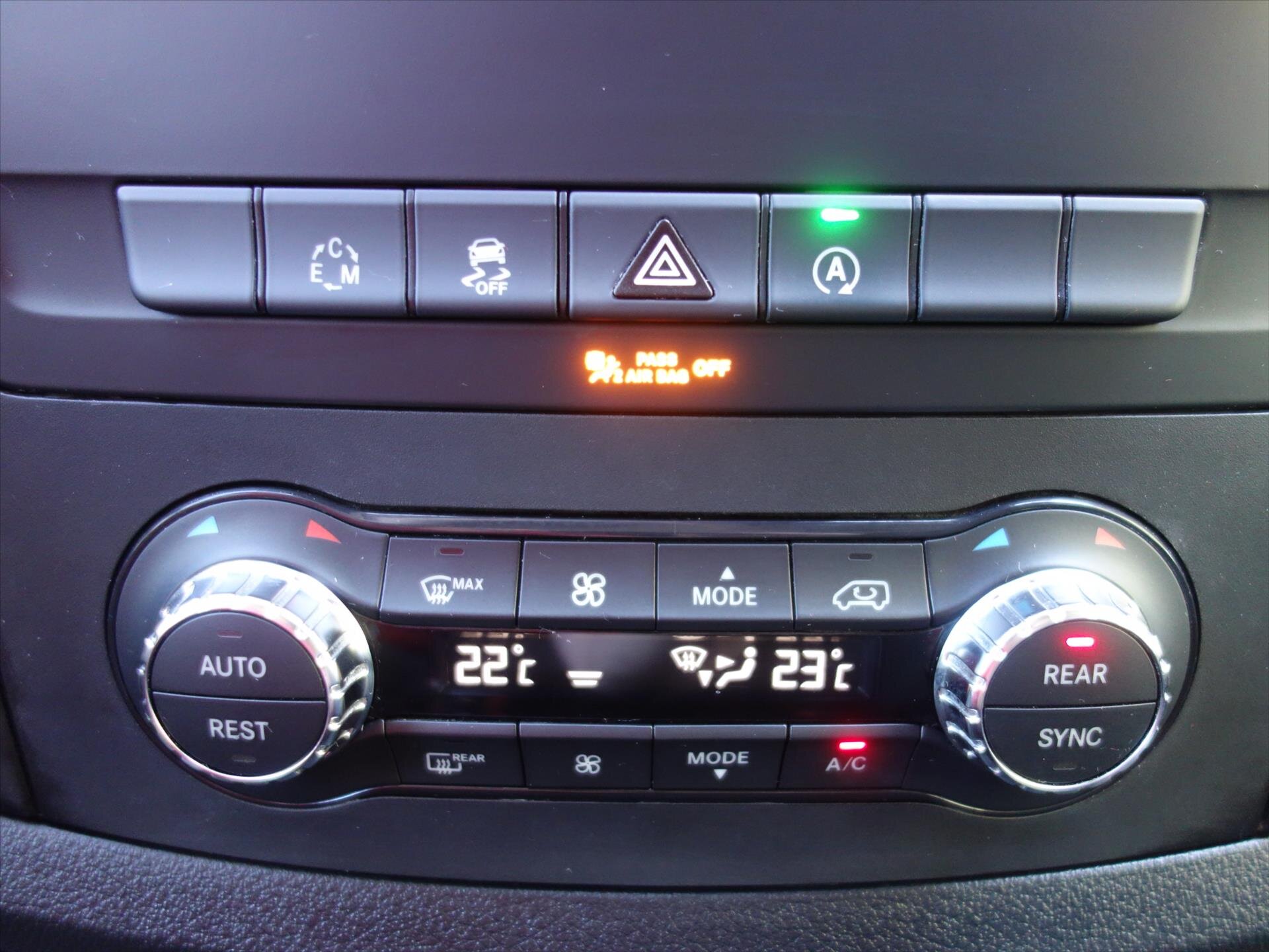 Mercedes-Benz Vito Kombi 2,1 l 140 kw