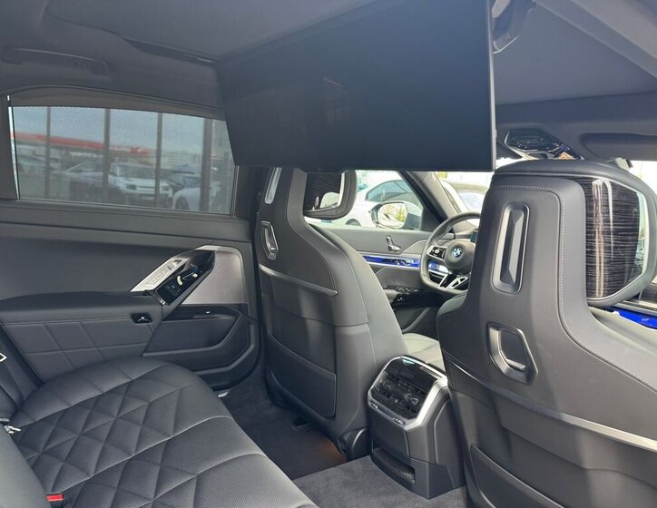 BMW Řada 7 Sedan / Limuzína 3,0 l 210 kw