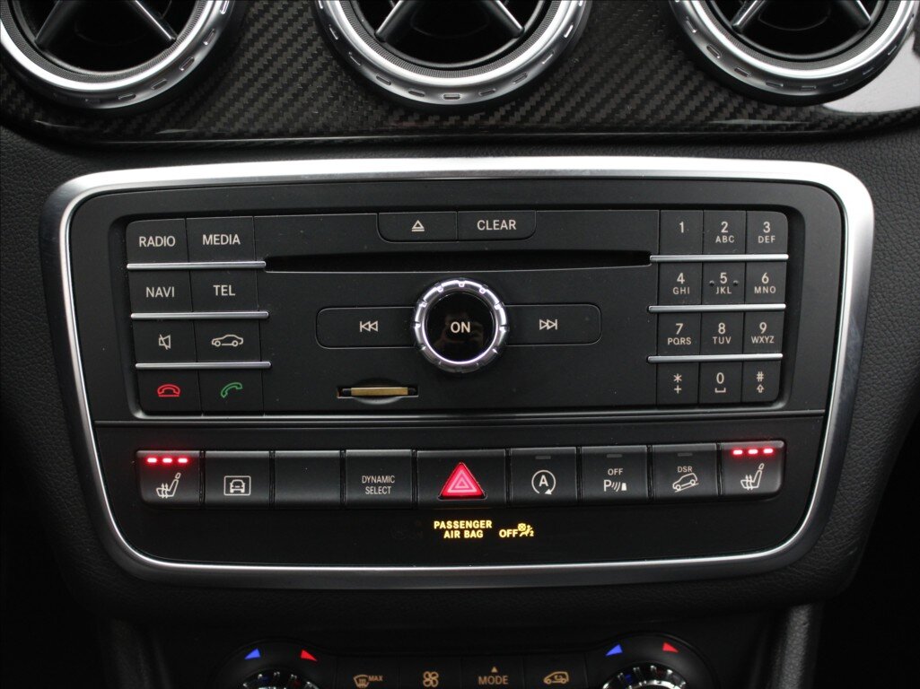 Mercedes-Benz GLA SUV / Terénní 2,0 l 155 kw