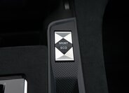 DS Automobiles DS7 Crossback SUV / Terénní 1,6 l 133 kw