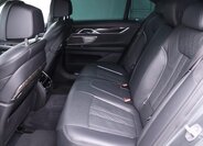 BMW Řada 7 Sedan / Limuzína 4,4 l 330 kw