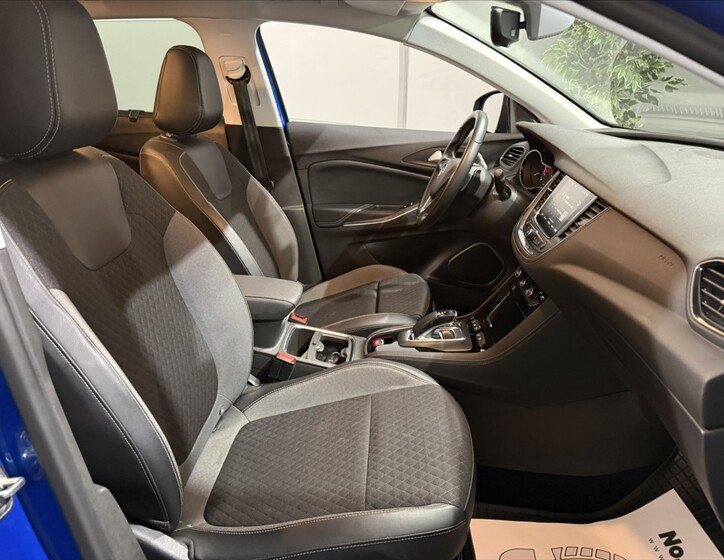 Opel Grandland X 23