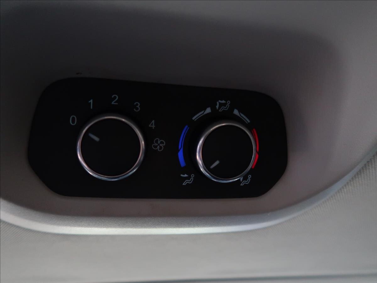 Ford Tourneo Custom MPV 2,0 l 96 kw