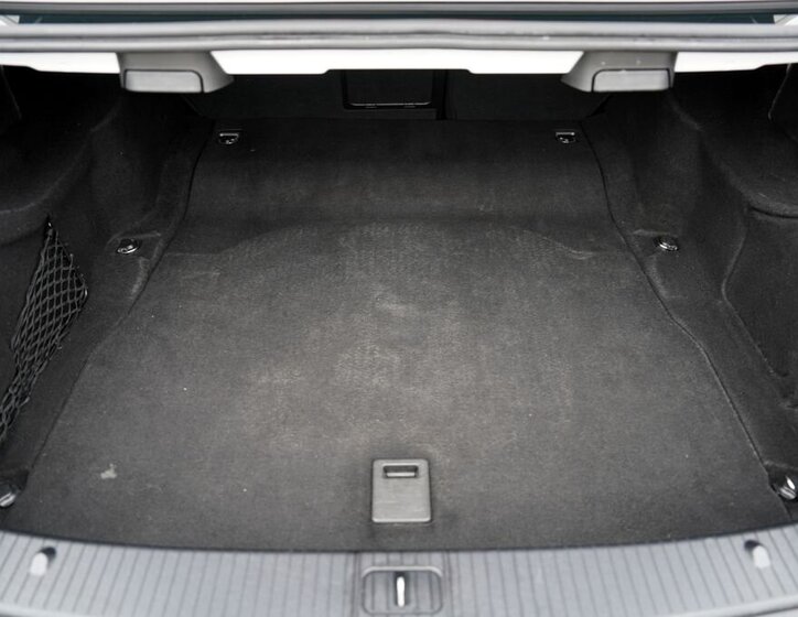 Mercedes-Benz Třídy E Sedan 2,1 l 125 kw