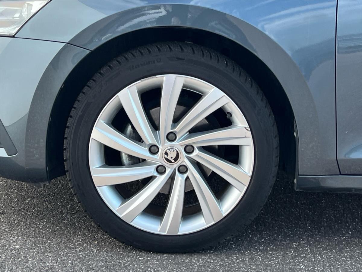 Škoda Octavia Sedan / Limuzína 1,5 l 110 kw