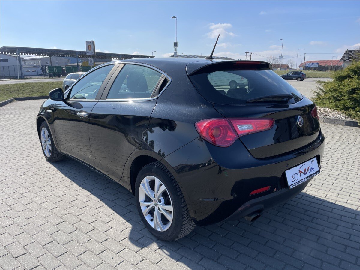 Alfa Romeo Giulietta Kombi 1,4 l 110 kw