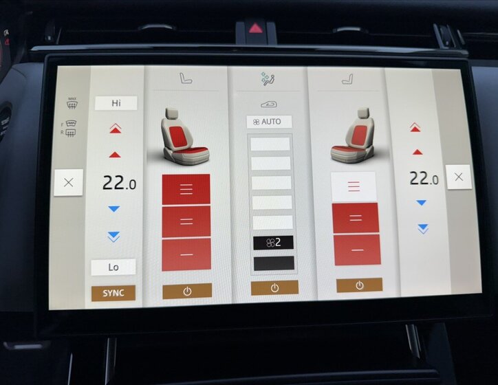 Land Rover Range Rover Velar SUV / Terénní 3,0 l 221 kw