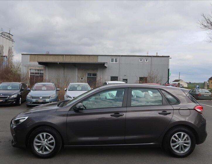 Hyundai i30 Hatchback 1,4 l 73 kw