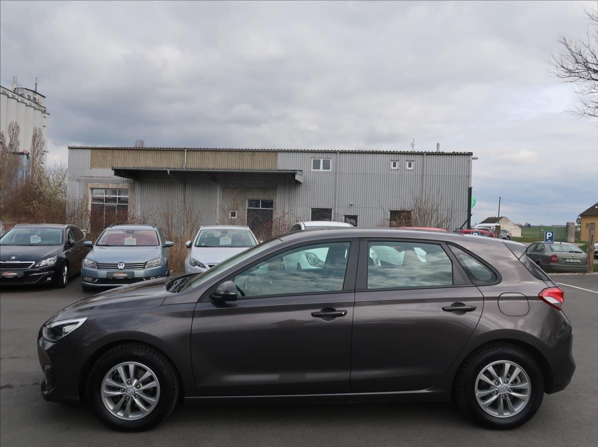 Hyundai i30 Hatchback 1,4 l 73 kw