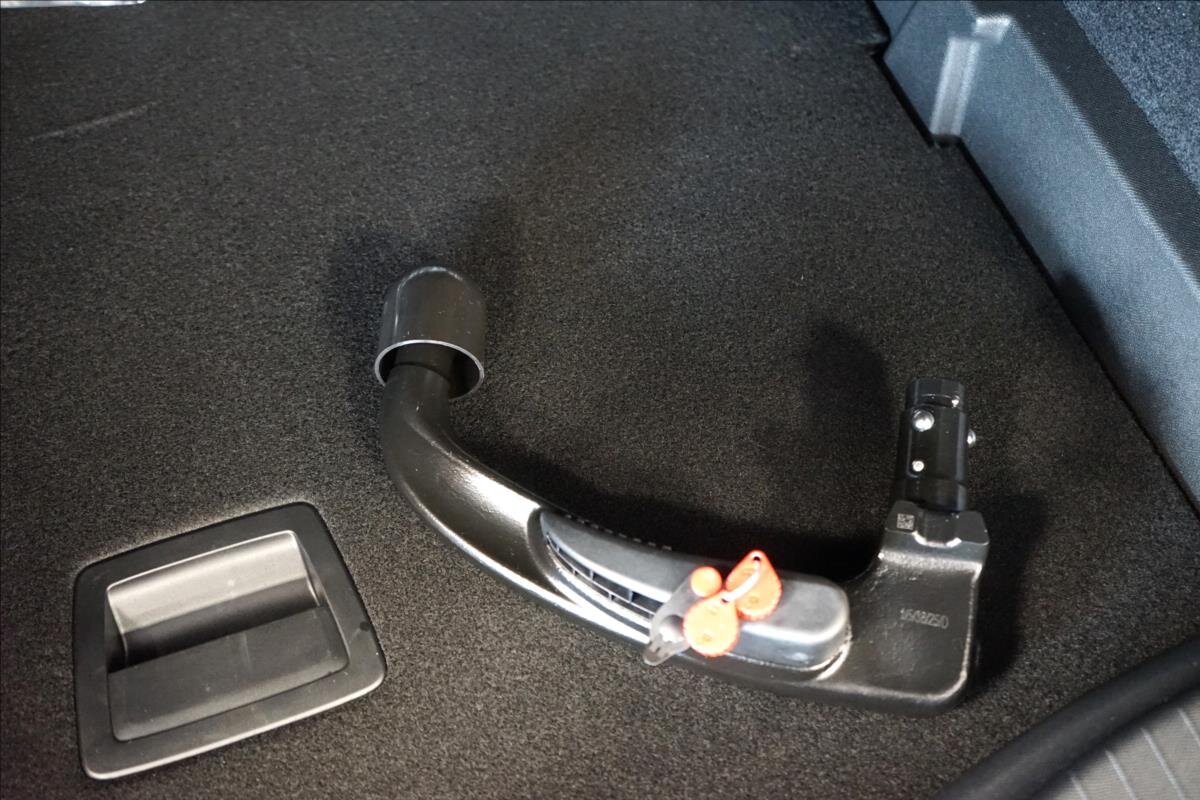 Citroën C5 Aircross SUV 1,2 l 100 kw