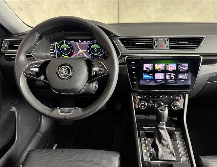 Škoda Superb Kombi 1,4 l 160 kw