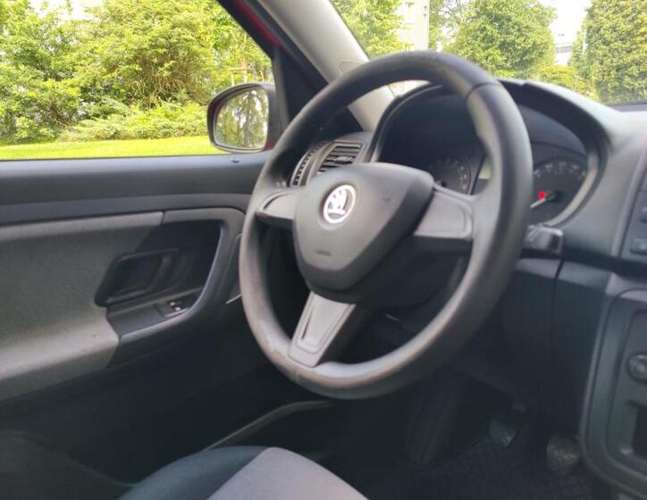 Škoda Roomster 25