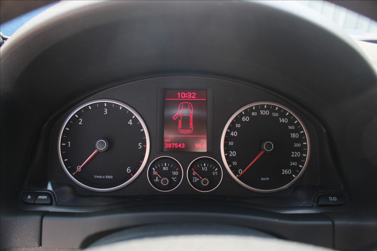 Volkswagen Tiguan Kombi 2,0 l 103 kw