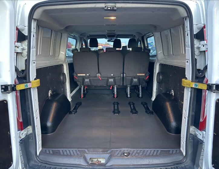 Ford Transit Custom 12