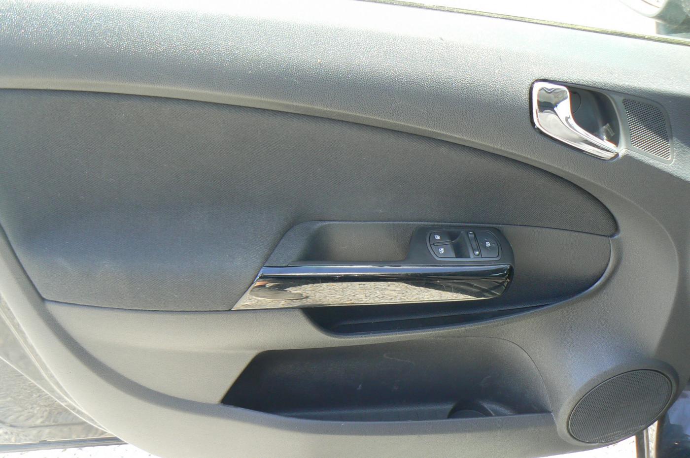 Opel Corsa Hatchback 1,2 l 70 kw