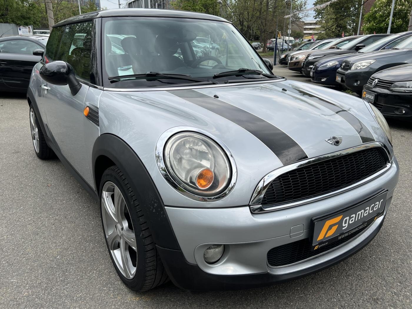 Mini Cooper Hatchback 1,6 l 88 kw